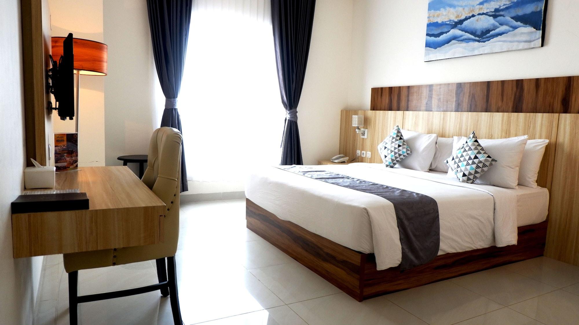 Vega Prime Hotel & Convention Sorong Exteriör bild