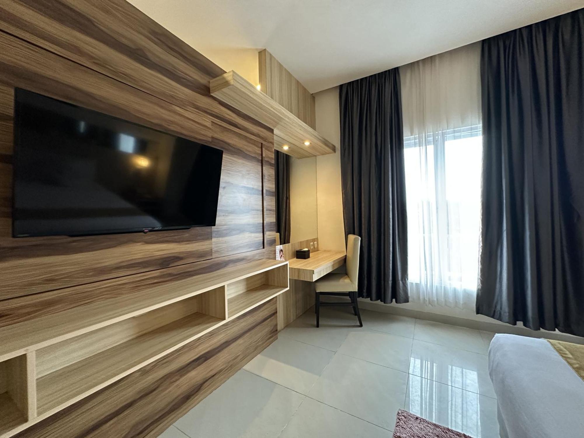 Vega Prime Hotel & Convention Sorong Rum bild